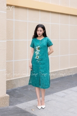 SONO - Đầm linen loang nút gỗ thêu hoa
