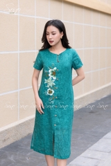 SONO - Đầm linen loang nút gỗ thêu hoa