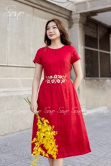 SONO - Đầm linen thêu hoa ở eo