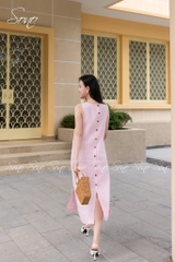 SONO - Đầm linen sát nách nút gỗ sau thêu 2 hoa đặc