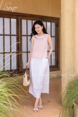 SONO - Áo linen sát nách cổ đính nút thêu viền