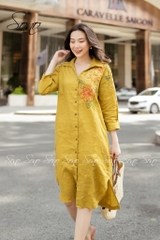 SONO - Đầm linen sơ mi thêu hoa vai