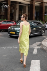 SONO - Đầm linen 2 dây thêu viền cổ