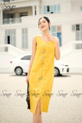 SONO - Đầm linen cổ tim thêu dọc