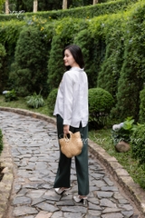 SONO - Áo sơ mi linen thêu hoa bên ngực