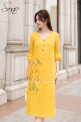 SONO - Đầm linen cổ tim tay lồng đèn thêu chuồn chuồn