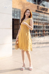 SONO - Đầm linen cổ tim viền ren