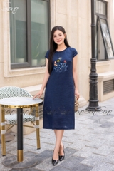 SONO - Đầm linen cổ đan thêu ngực