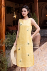 SONO - Đầm sát nách thêu cụm hoa trắng