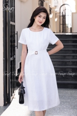SONO - Đầm linen chạy li ngực kèm belt