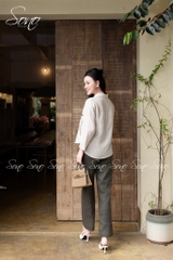 SONO - Áo sơ mi linen thêu hoa đối xứng