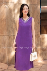 SONO - Đầm linen nút gỗ bên thêu viền cổ tim