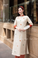 SONO - Áo dài kem phối cam đất thêu hoa nhí toàn thân