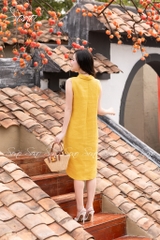 SONO - Đầm linen sơ mi sát nách thêu hoa ngực