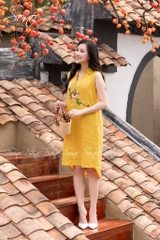 SONO - Đầm linen sơ mi sát nách thêu hoa ngực