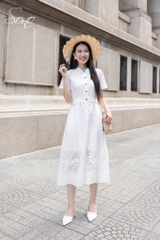 SONO - Đầm trắng có tay xô thêu