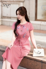 SONO - Đầm linen rút dây thêu nhiều hoa