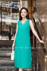 SONO - Đầm linen nút gỗ bên thêu viền cổ tim