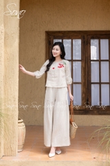 SONO - Áo linen tay lỡ thêu nhành hoa rơi