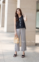 SONO - Quần dài linen đính nút gỗ