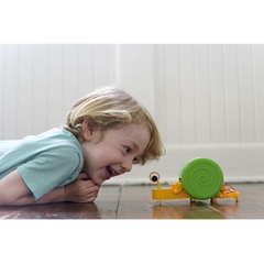 Robot Ốc Sên_Đồ Chơi STEAM Khoa Học Chuyển Chuyển Động Quay Thành Tịnh Tiến_Thương Hiệu 4M