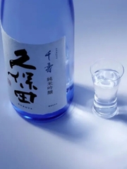 Rượu Sake Kubota Senjyu Junmai Ginjo 15% 720ML