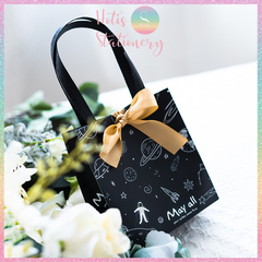 [HOTIS] Túi quà tặng hành tinh đen huyền bí có quai xách và tặng kèm ruy băng thắc nơ