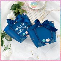 [HOTIS] Túi giấy đựng quà tặng nhiều hình xinh xắn có quai xách và tặng kèm ruy băng thắc nơ