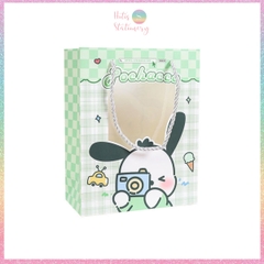 [HOTIS] Túi giấy đựng quà tặng hoạt hình Sanrio mặt kính trong suốt - 24x19x9cm