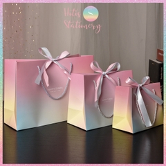 [HOTIS] 8 MẪU - Túi giấy đựng quà tặng vân gold gradient có quai xách và tặng kèm ruy băng thắc nơ đôi - 3 size