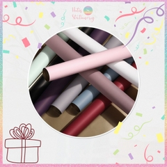 [HOTIS] [MUA TỐI THIỂU 5 TỜ] Giấy gói quà giấy bó hoa 2 mặt 2 màu không thấm nước phong cách Hàn Quốc - KT 56x56cm