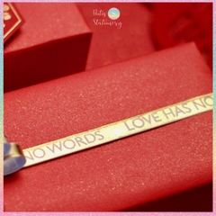 [HOTIS] Set 5 tờ Giấy gói quà Tết màu đỏ may mắn, họa tiết ánh kim mang lại tài lộc, thịnh vượng - KT 52x72cm