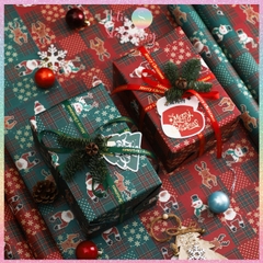 [HOTIS] Set 5 Tờ Giấy Gói Quà Giáng Sinh Caro Kraft 49x49cm - Họa Tiết Tuần Lộc, Ông Già Noel, Gói Quà & Bó Hoa Trang Trí Noel