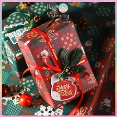 [HOTIS] Set 5 Tờ Giấy Gói Quà Giáng Sinh Caro Kraft 49x49cm - Họa Tiết Tuần Lộc, Ông Già Noel, Gói Quà & Bó Hoa Trang Trí Noel