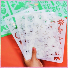 Thước nhựa rỗng Hotis vẽ hình, tô màu, hoạt tiết hoạt hình dễ thương - Set 4 tấm size A5