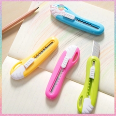 [HOTI] Dao rọc giấy Deli lưỡi thép không gỉ - Dao rọc mini bỏ túi kim loại tiện lợi văn phòng học sinh màu pastel