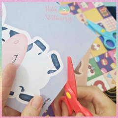 [HOTIS] Set 40 tờ bé làm quen cách cầm kéo tập cắt giấy và học từ vựng Tiếng Anh, đồ chơi phát triển kỹ năng