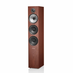Loa Bowers & Wilkins 704 S2