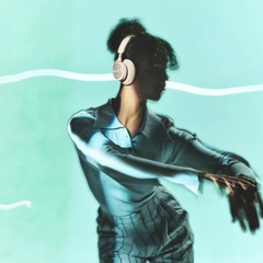 Tai Nghe Bang & Olufsen Beoplay HX