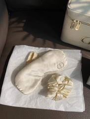 Set CỐP DIOR Beauty Vanity Case Set Eye Mask, Scrunchy Hair Tie, Box Cotton Pads 4pcs