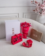Bó Hoa Hồng Tươi DIOR Đỏ (Fullbox 34x24.5x14cm)