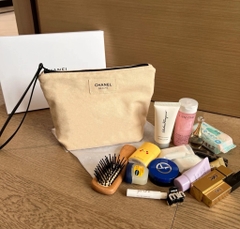 Túi CHANEL Beauty Linen Beige - Đựng mỹ phẩm Kèm Gương Tròn (21x15x7.5cm)
