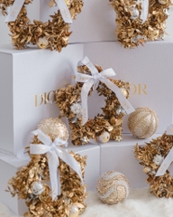 Vòng Hoa DIOR 2024 Kèm Box Túi Hãng lớn