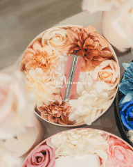 HỘP QUÀ TRÒN KÈM HOA