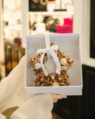 Vòng Hoa DIOR 2024 Kèm Box Túi Hãng lớn