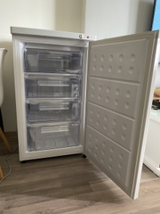 Tủ Đông 106L Hòa Phát HPF-UAH6106 Cửa Trước, Dạng Đứng, 4 Ngăn