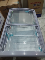 Tủ kem Alaska KC-210 mặt kính cong 210 lít