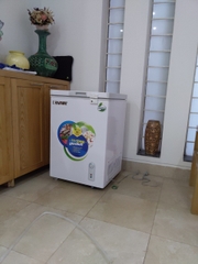 giao tủ đông mini 100 lít tại nhà C4 tập thể Quỳnh mai