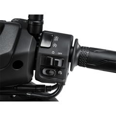 Hệ thống ngắt động cơ tạm thời trang bị Yamaha NVX 155VVA phiên bản giới hạn Monster Energy