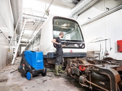 Máy làm sạch nước nóng lạnh cao áp công nghiệp NILFISK MH 7P-180/1260